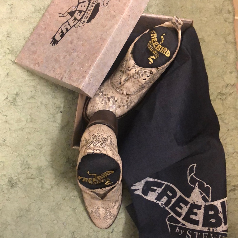 Freebird Sadie’s